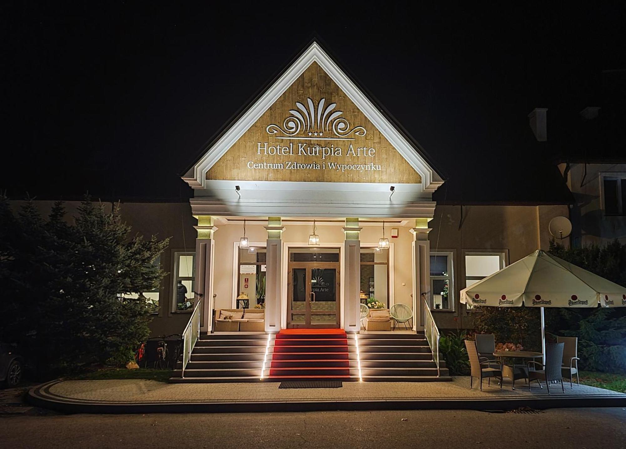 Hotel Kurpia Arte Nowogrod Exterior photo